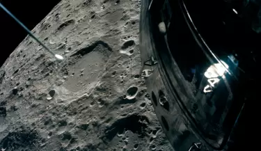 Tripulaci�n de la misi�n Artemis II de la NASA sobrevuela la Luna.