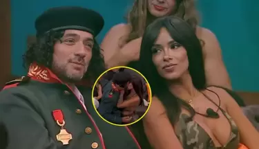 Shirley Arica y Pablo Heredia encienden 'La Granja VIP' con apasionado beso en reto de baile.