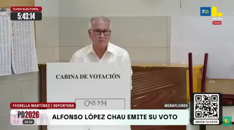 Alfonso L�pez Chau, candidato de Ahora Naci�n, acude a votar. (Captura: Latina Noticias)