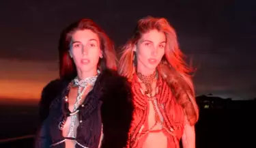 Alessia y Vambina estrenan 'Vichayito'.