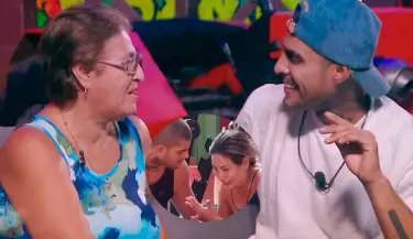 Paul Michael se reencuentra con su abuelita, pero ella le reclama