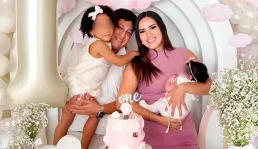 Darinka Ram�rez celebra el primer mes de su segunda hija