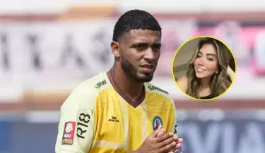 Futbolista de Juan Pablo II, Aar�n S�nchez, es denunciado por su expareja D�bora Goytizolo.