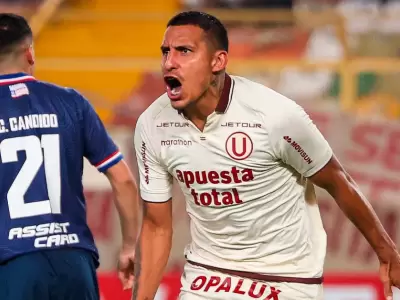 Universitario de Deportes venci� 4-2 a Nacional
