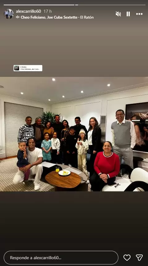 Papá de André Carrillo comparte foto familiar. (Instagram)