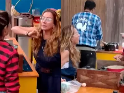 Pati Lorena y Pamela L�pez discutieron en 'La Granja VIP'.